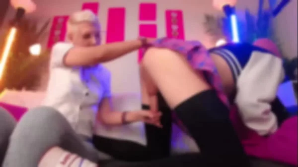 Business girl gives a sensual milking for her slave guy with ruined leaked cumming