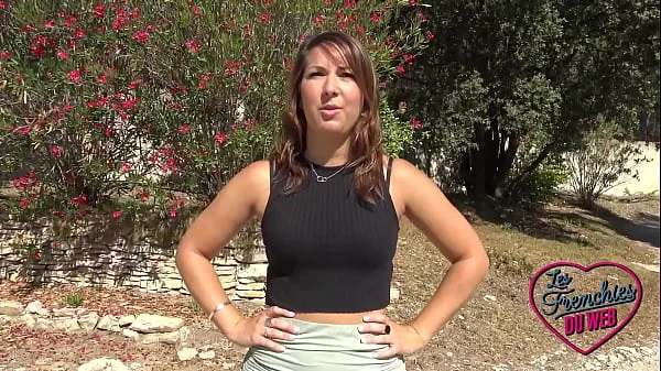 Lexie, célibataire coquine de 29ans qui est très excitée