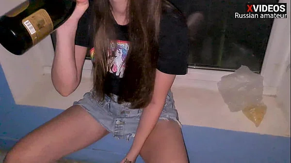 Stepmother's love for her stepson turned into addiction and she sucked him in the stairwell