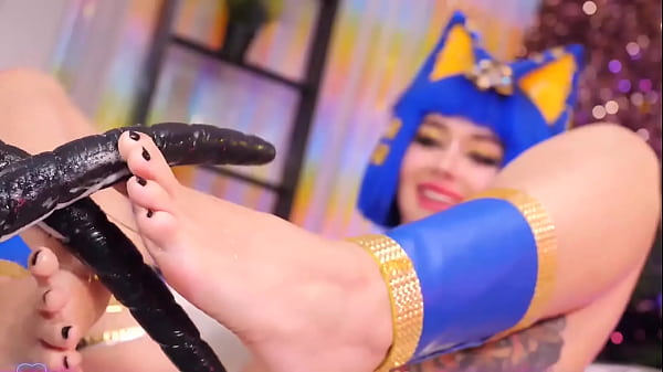 Ankha cosplay with tentackles Part 1