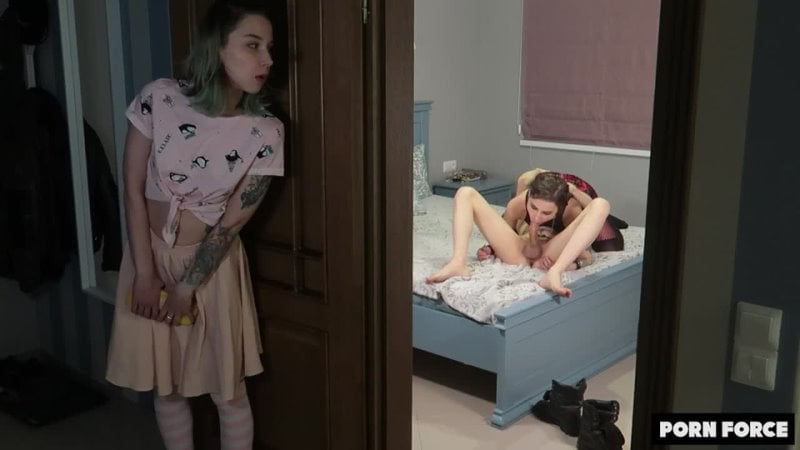 Laruna mave wtf! i caught my sister getting fucked by her boyfriend!